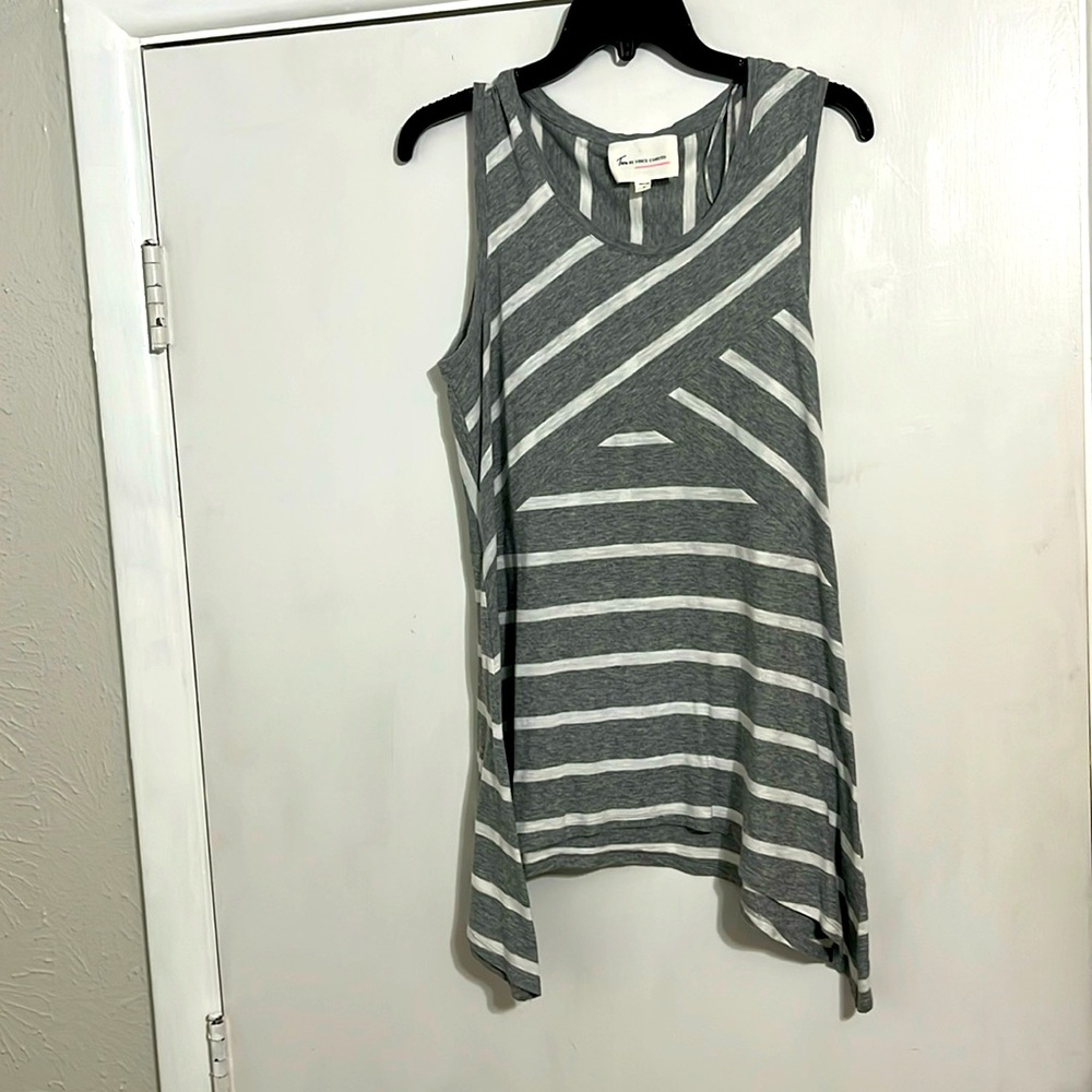Two by Vince CAMUTO blouse, sleeveless pullover